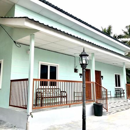 Homestay Ar-Rayyan Batu Kurau Luaran gambar