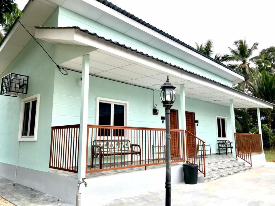 Homestay Ar-Rayyan Batu Kurau Luaran gambar